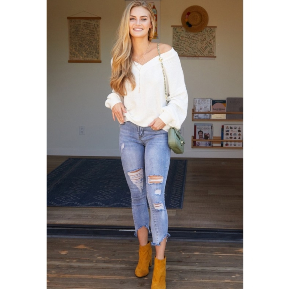 Oversize V Neck Thermal Long Sleeve Knit Top - Picture 2 of 6